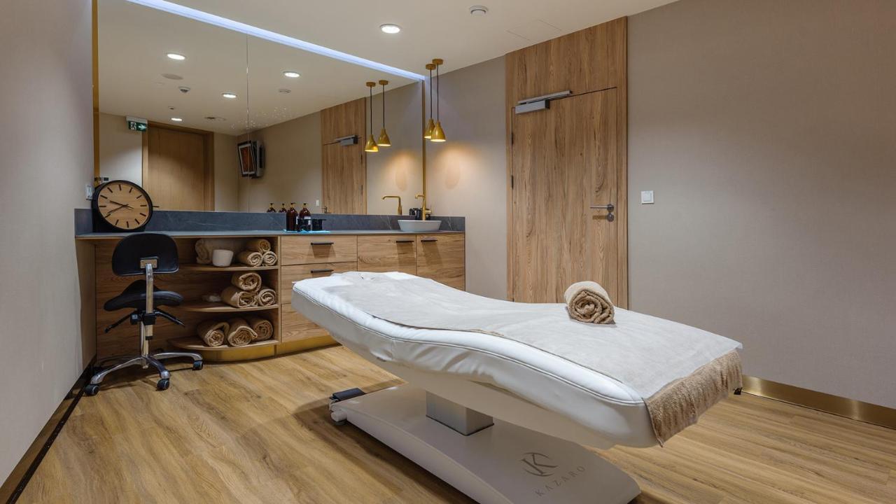 Prywatne Apartamenty Sun & Snow W Wave Z Basenem เมียนซิดดรอแย ภายนอก รูปภาพ