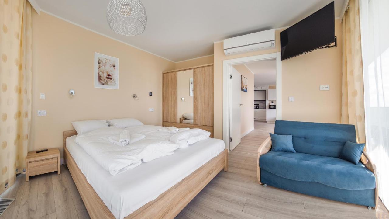 Prywatne Apartamenty Sun & Snow W Wave Z Basenem เมียนซิดดรอแย ภายนอก รูปภาพ